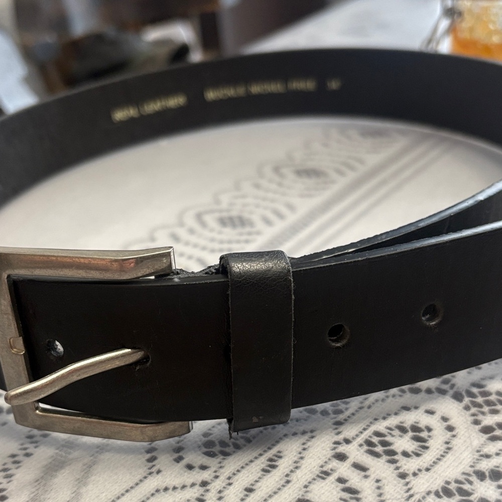 Men's Black Leather Belt